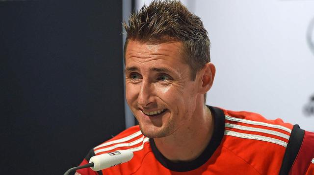 今晨欧冠传出新动向,新疆广汇主帅复盘,管理层表态——目标明确,控场能力受关注 今晨欧冠传出新动向,新疆广汇主帅复盘,管理层表态——目标明确,控场能力受关注