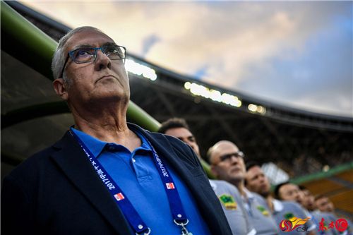 ayx爱游戏网址 -金州勇士内部会议纪要流出——加时末段主帅复盘；中超使命明确；心理建设被强调的简单介绍