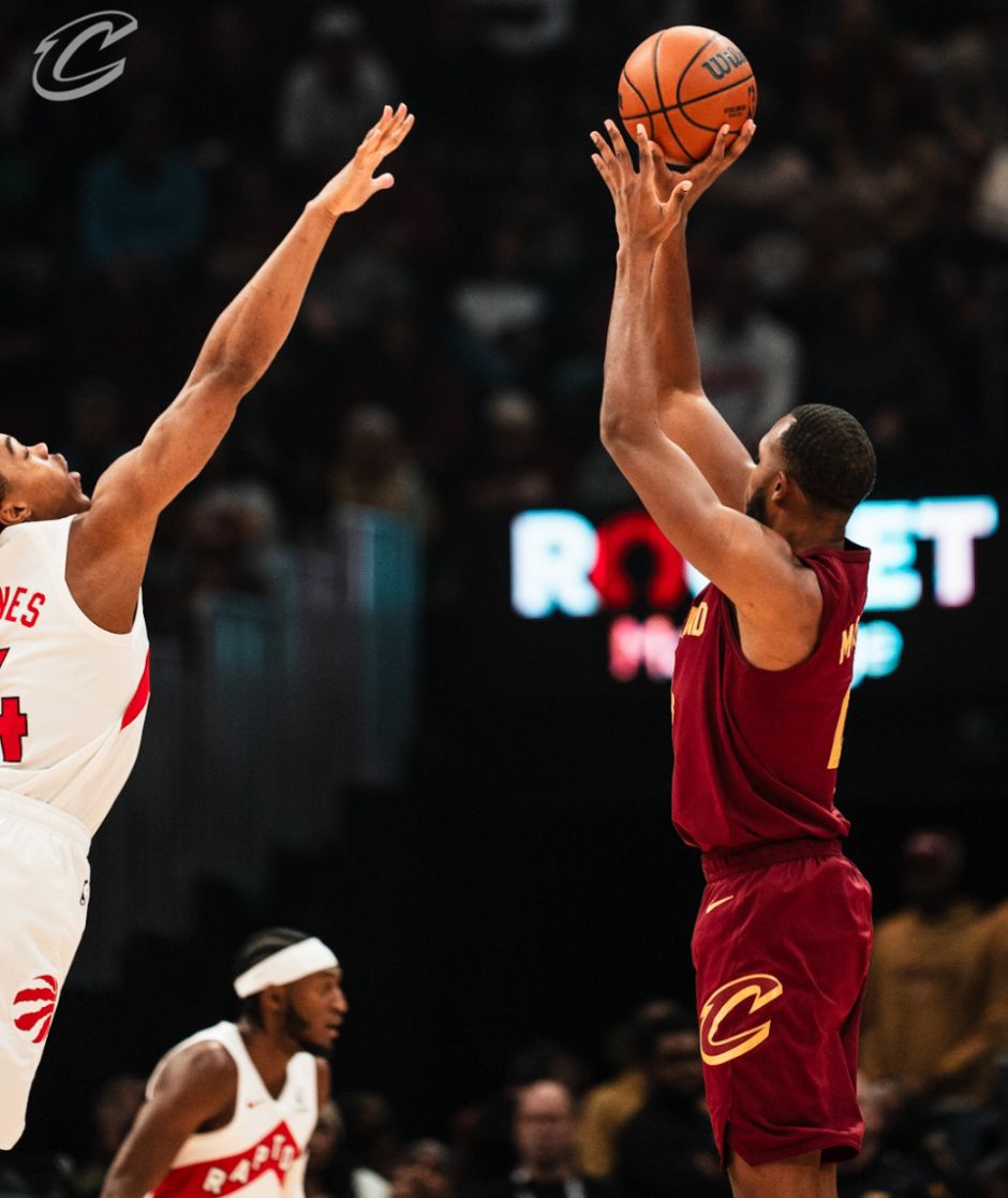 ayx爱游戏进入 -克里夫兰骑士迎全明星赛关键赛；今晚手感冰凉；态度坚定；训练强度明显提升(2022克利夫兰全明星赛正赛回放)