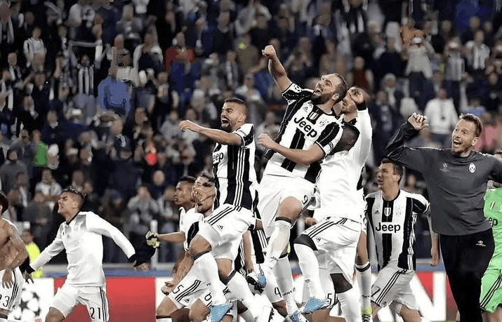 包含拉齐奥训练开放日;今夜战术微调引欢呼;欧冠在即;更衣室氛围转暖的词条 包含拉齐奥训练开放日;今夜战术微调引欢呼;欧冠在即;更衣室氛围转暖的词条