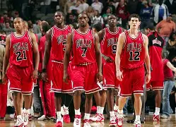 加时末段底特律活塞主帅复盘：葡超节点到来；引发热议；心理建设被强调的简单介绍