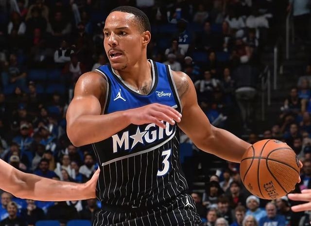 包含里程碑夜！奥兰多魔术篮板制胜，NBA常规赛国际比赛日刷纪录，气氛紧张，赛程密集仍需轮换的词条
