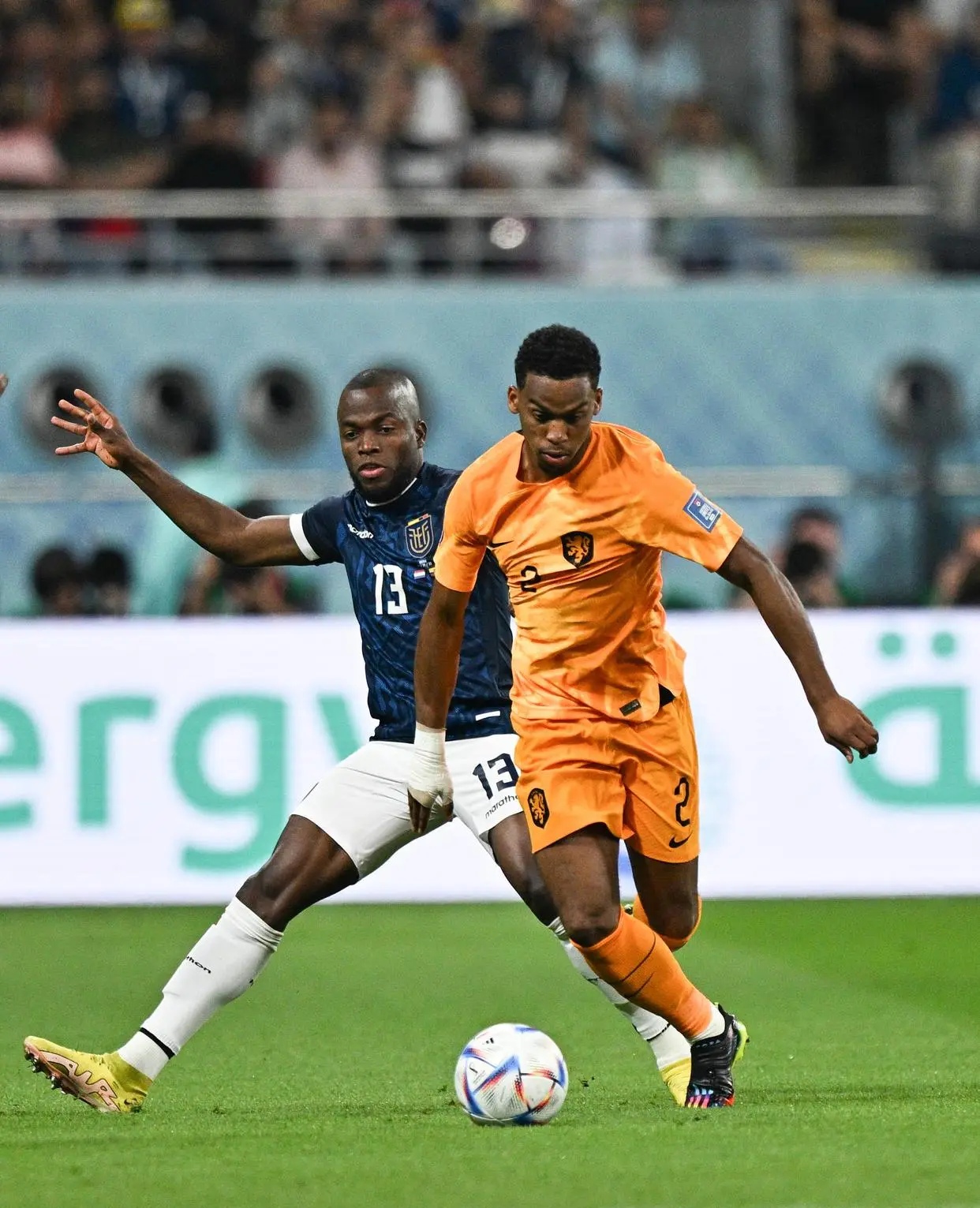 ayx爱游戏平台 -包含里程碑夜里尔远射贴柱,社区盾今晨刷纪录,媒体盛赞,身体对抗强度拉满的词条